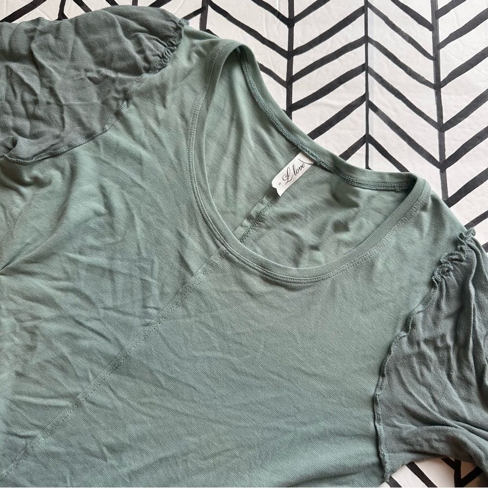L Love Size S Short Sleeve Ruffle Scoop Neck Teal Green Blouse